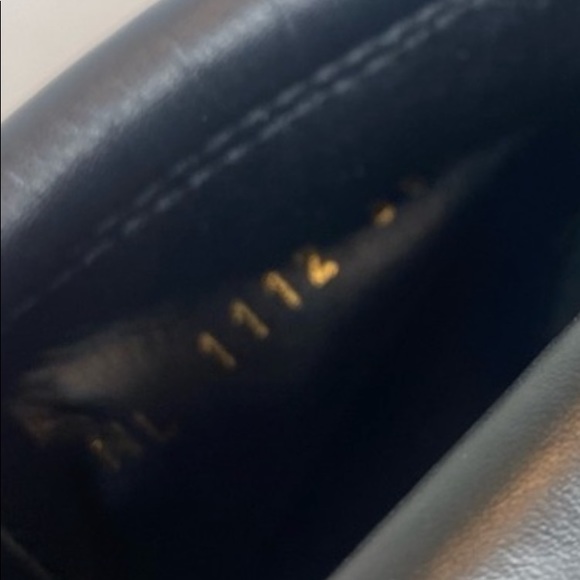 Louis Vuitton shoes - Picture 3 of 3